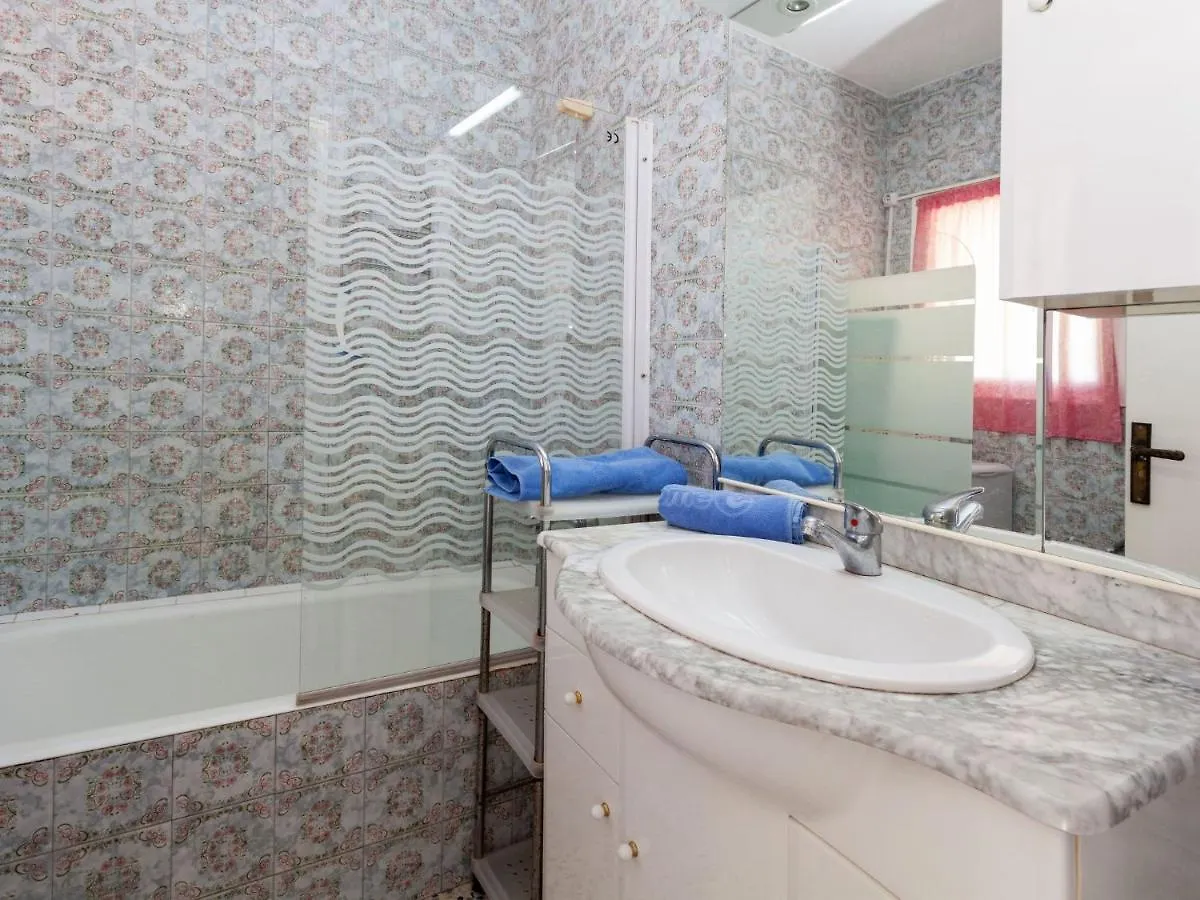 Apartment Geranis By Interhome Llanca