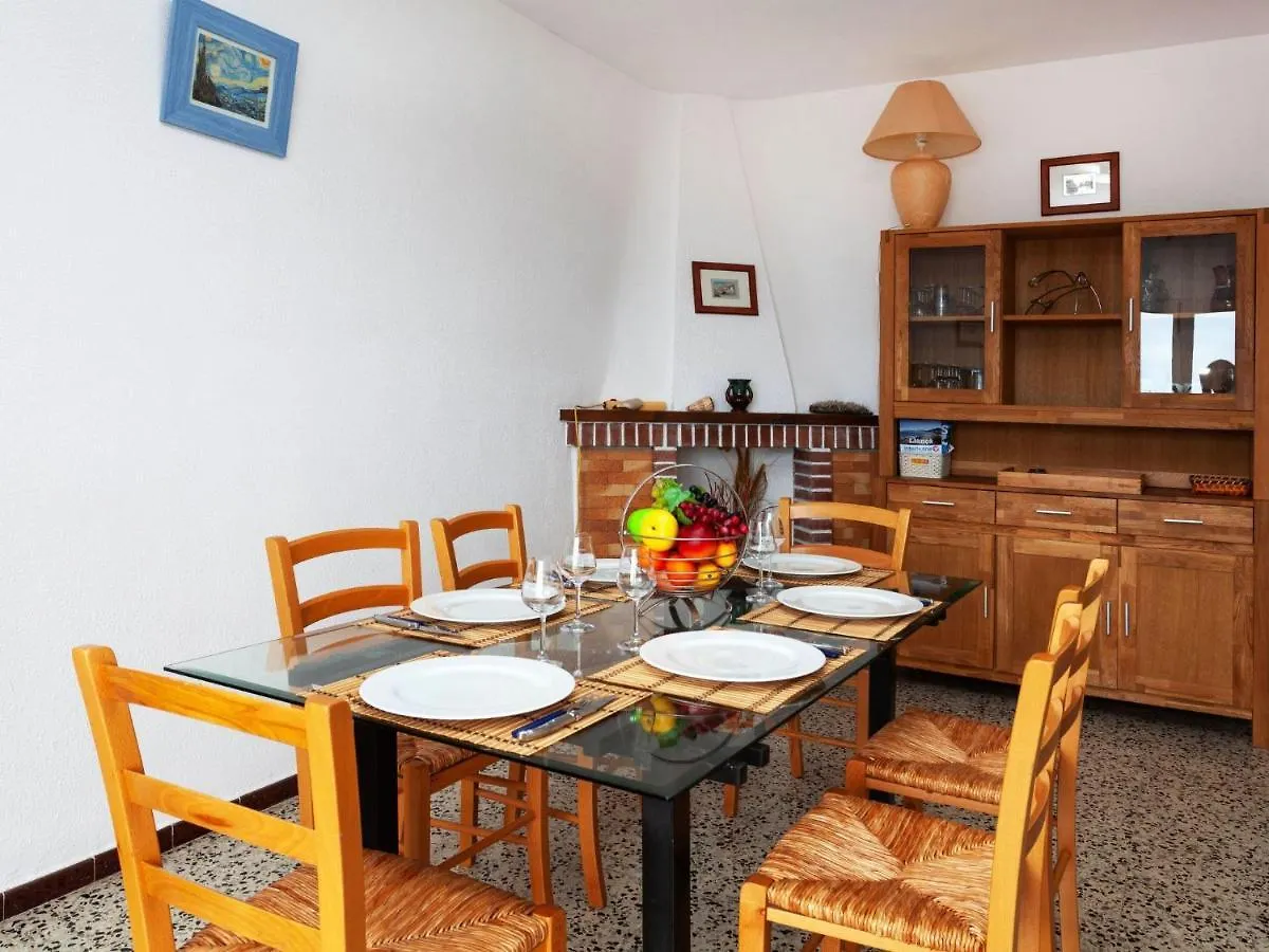 Apartment Geranis By Interhome Llanca